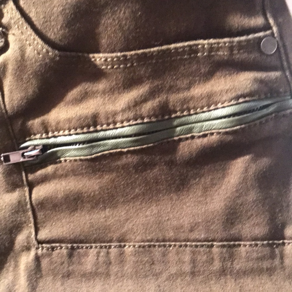 Ladies pants - Picture 7 of 8